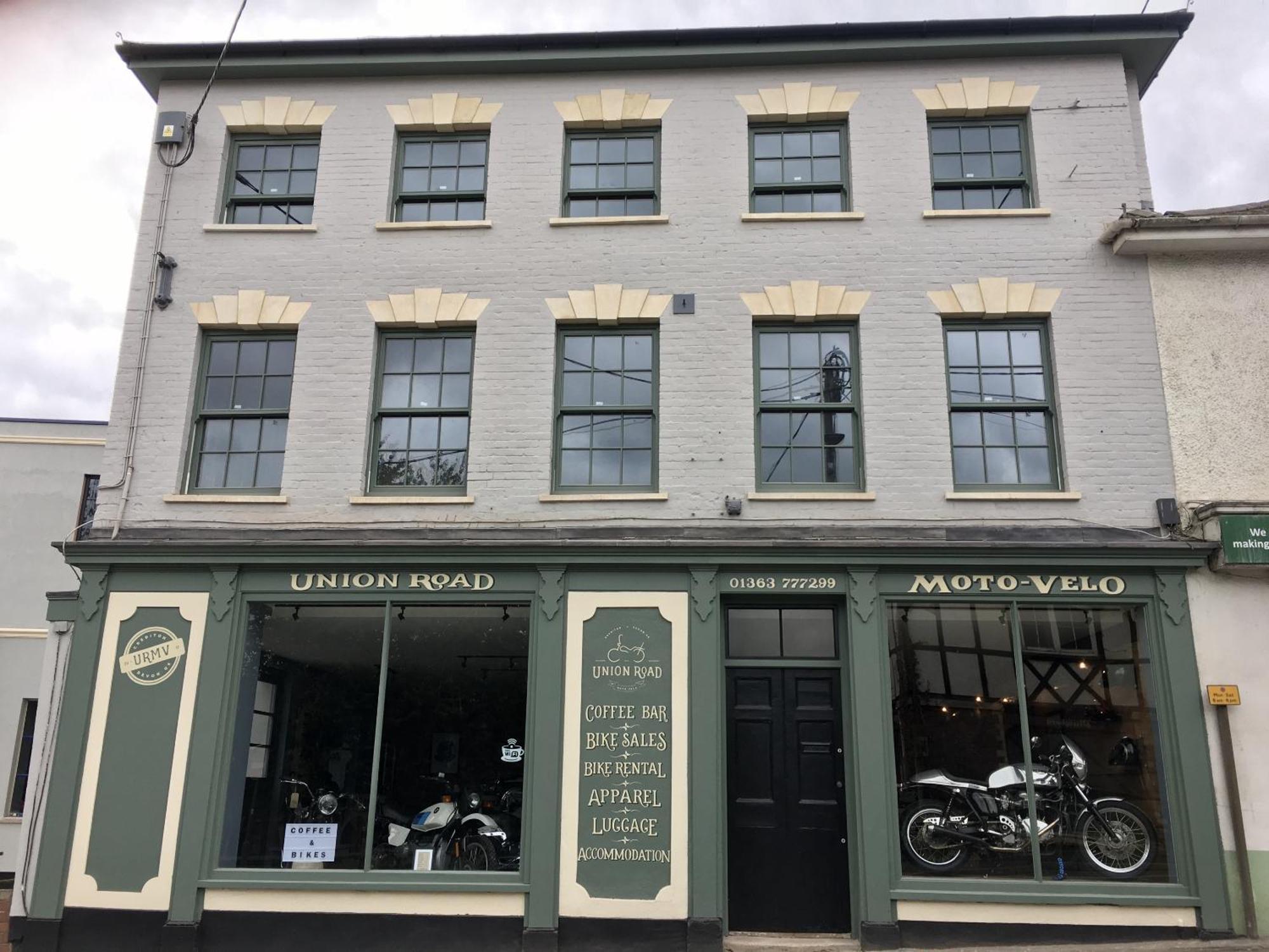 Union Road Moto Velo Accommodation Crediton Extérieur photo